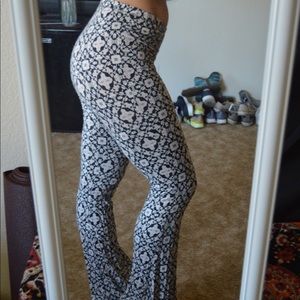 Flowy stretchy pants